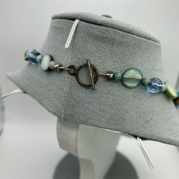 Vintage Frosted Pale Blue Opalite-Style Glass Beaded Short Necklace 18" - Picture 6 of 11